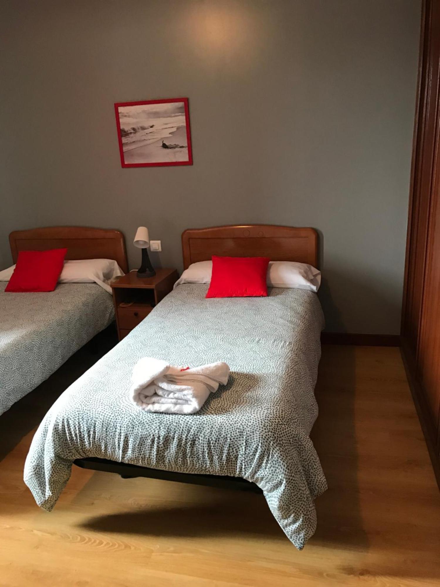 Hostal La Concha Сомо Экстерьер фото
