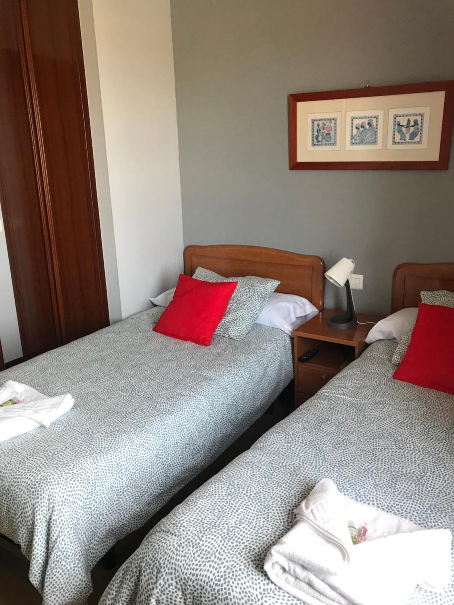 Hostal La Concha Сомо Экстерьер фото